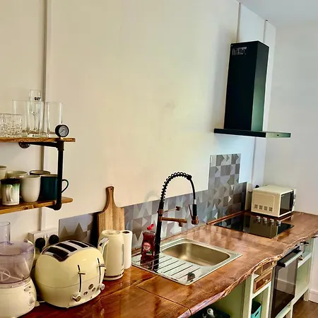 Art Deco House Oceanview *